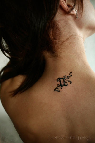 beautiful girl with gemini · gemini-tattoos-design.blogspot.com